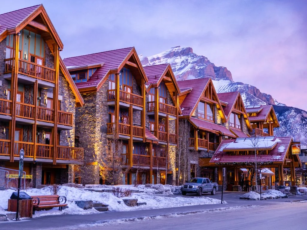 Moose Hotel & Suites Banff