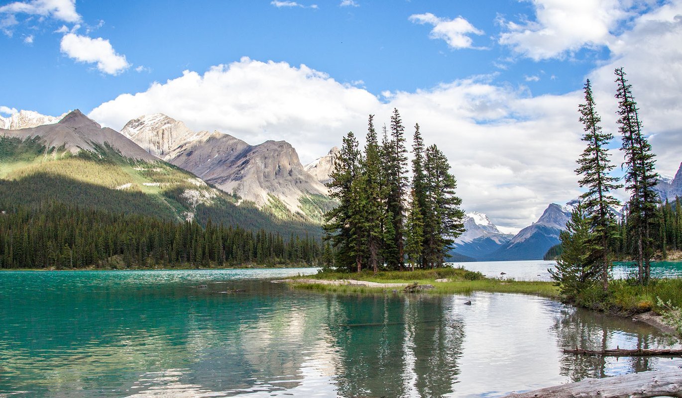 Maligne Lake & Spirit Island